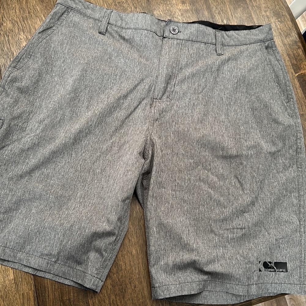 Wave life hybrid short